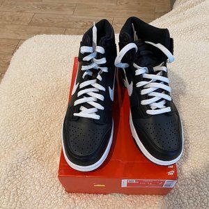 Nike Dunk High Top Sneaker